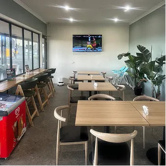 Lounge and dining area at Golf Park Sanctuary Lakes